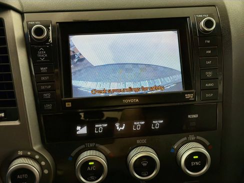 Used 2011 Toyota Sequoia Limited AWD/4WD image 18