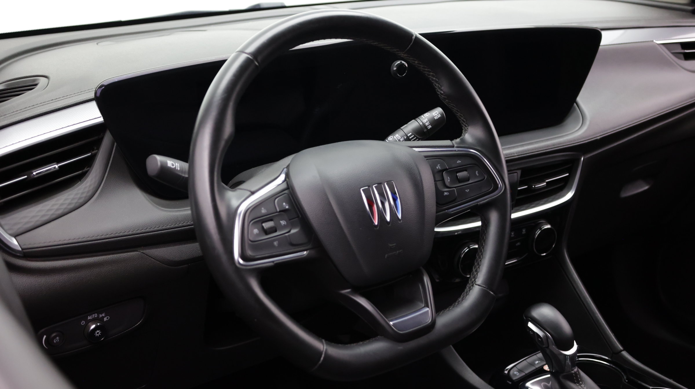 Used 2024 Buick Encore GX Sport Touring FWD image 12