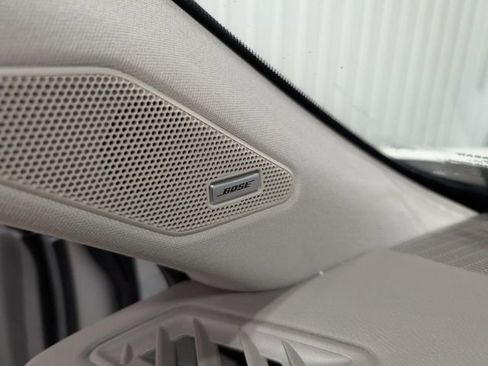 Used 2023 Nissan Rogue SL w/ SL Premium Package image 16