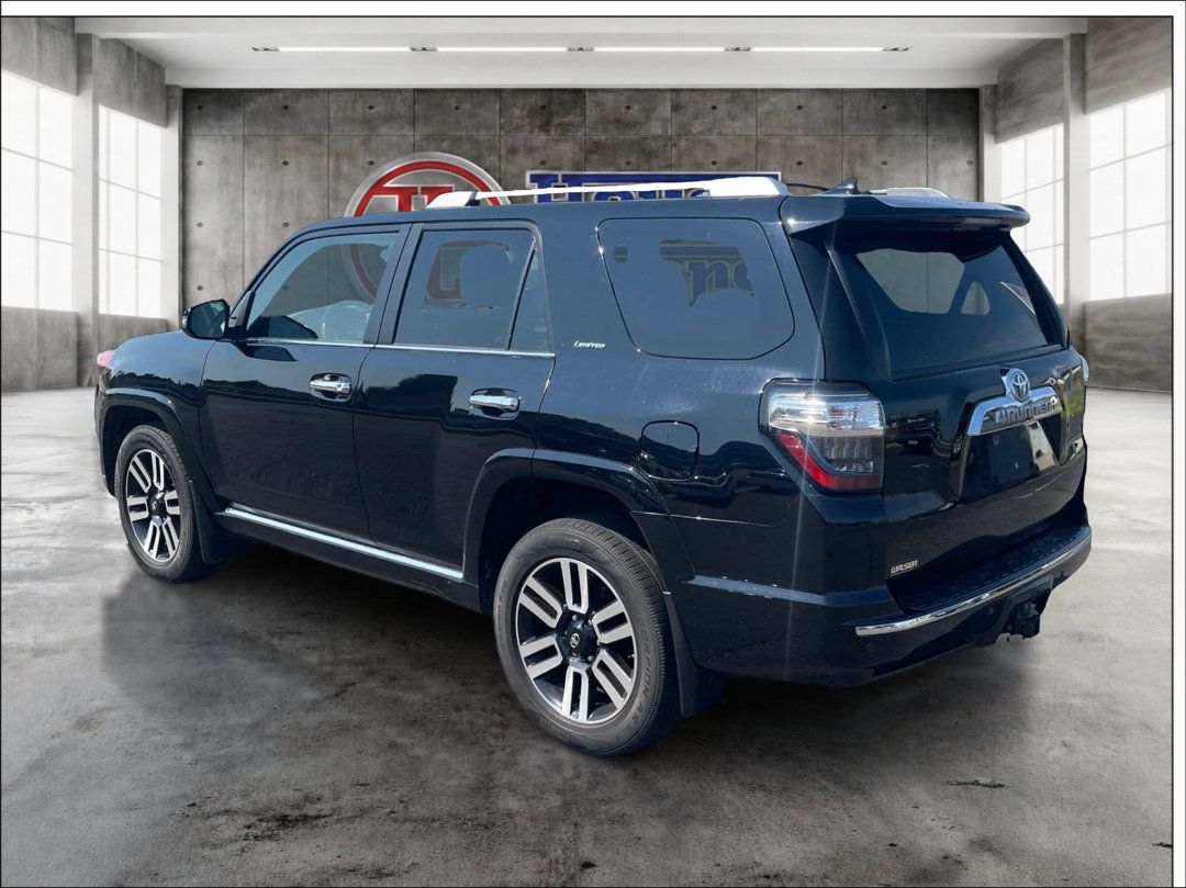 Used 2015 Toyota 4Runner Limited AWD/4WD image 7
