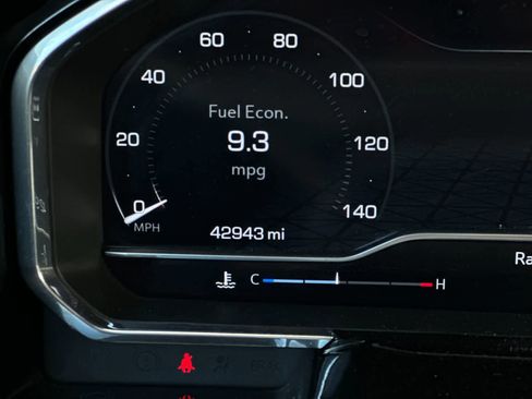 Used 2024 GMC Sierra 1500 SLT image 24