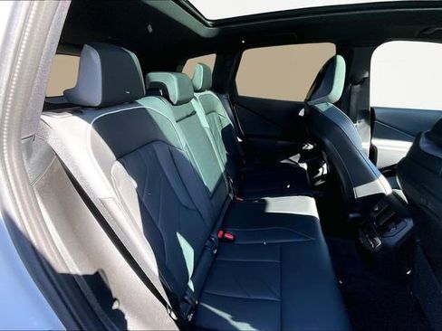 Used 2025 BMW X3 xDrive30i w/ Premium Package image 17