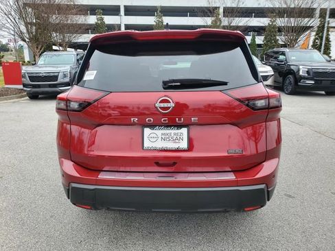 Certified 2024 Nissan Rogue S image 5
