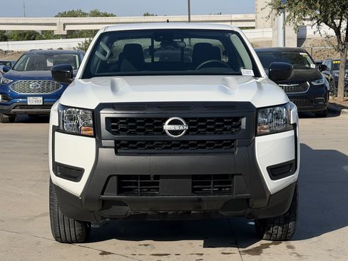 Used 2025 Nissan Frontier S RWD image 7