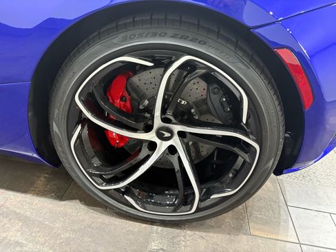 New 2025 McLaren 750S Spider image 22