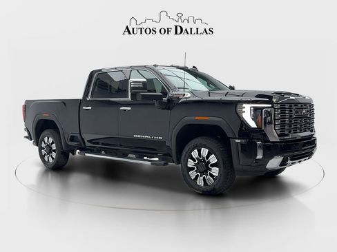 Used 2024 GMC Sierra 2500 Denali w/ Max Trailering Package AWD/4WD image 2