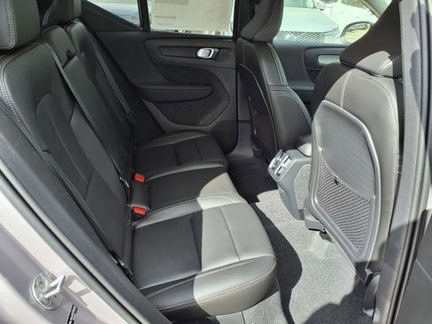 New 2026 Volvo XC40 B5 Core image 10