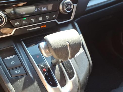 Used 2017 Honda CR-V LX image 18