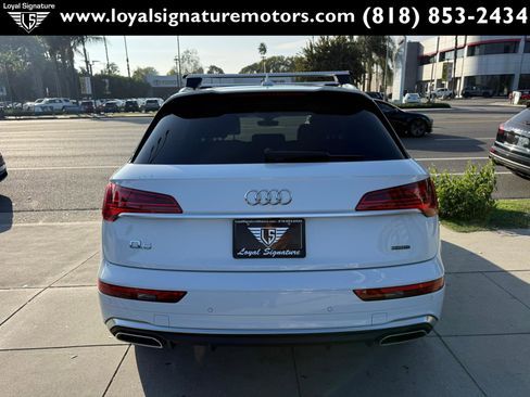 Used 2021 Audi Q5 e Premium w/ Convenience Package image 6