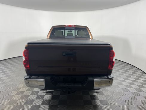 Used 2014 Toyota Tundra Limited w/ Limited Premium Package RWD image 4