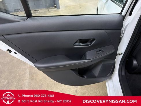 Certified 2024 Nissan Sentra SV FWD image 27