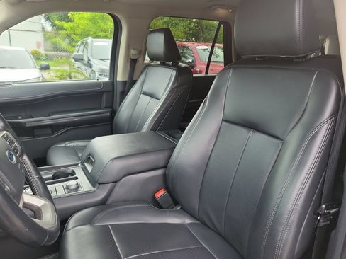 Used 2024 Ford Expedition Max XLT AWD/4WD image 27