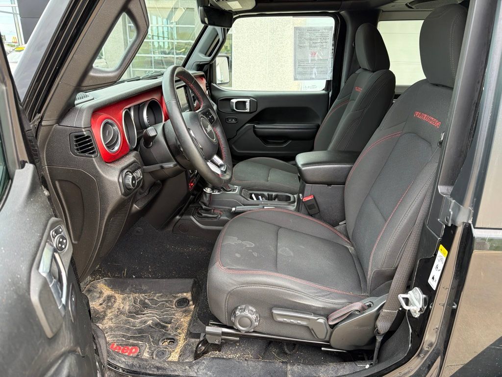 Used 2018 Jeep Wrangler Rubicon AWD/4WD image 9