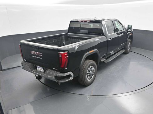 New 2026 GMC Sierra 2500 SLT w/ SLT Premium Package AWD/4WD image 34