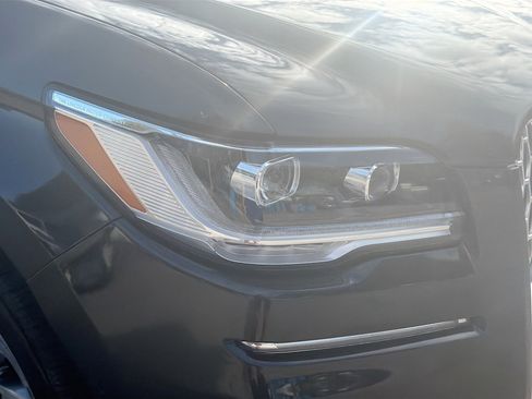 Used 2023 Lincoln Navigator Reserve image 35