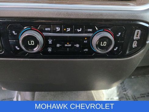 Used 2022 Chevrolet Silverado 1500 RST w/ Z71 Off-Road Package image 19