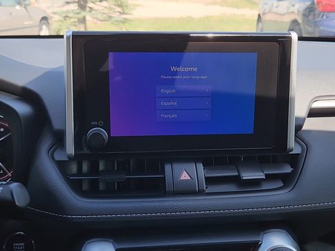 Used 2023 Toyota RAV4 XLE AWD/4WD image 13