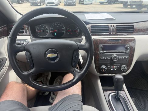 Used 2012 Chevrolet Impala LT FWD image 13