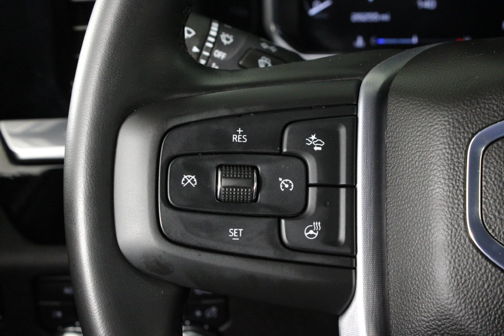 Used 2026 GMC Sierra 1500 SLT AWD/4WD image 25