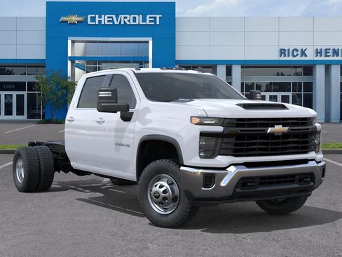 New 2026 Chevrolet Silverado 3500 W/T w/ WT Convenience Package AWD/4WD image 9