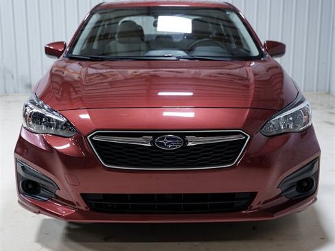Used 2019 Subaru Impreza 2.0i Premium AWD/4WD image 19
