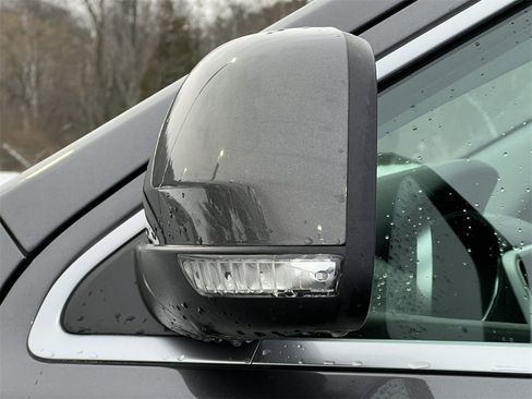 Used 2018 Jeep Grand Cherokee Summit w/ Platinum Series Group image 38