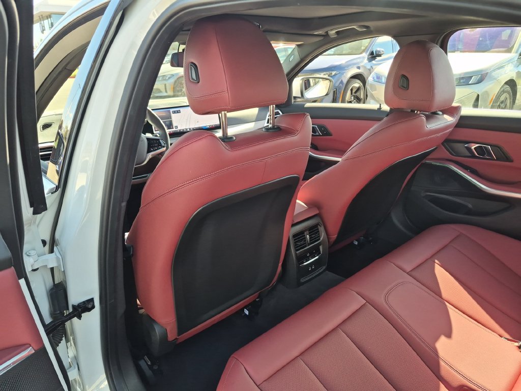 Used 2026 BMW 330i Sedan RWD image 33