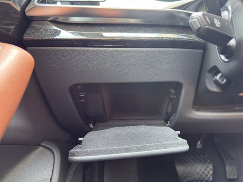 Used 2023 Audi Q7 Premium w/ Towing Package image 21