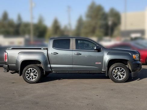 Used 2015 GMC Canyon SLE w/ All-Terrain Package AWD/4WD image 9