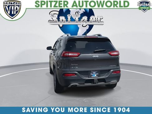 Used 2017 Jeep Cherokee Limited AWD/4WD image 8