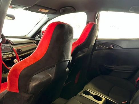 Used 2019 Honda Civic Type R image 19