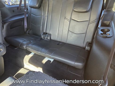 Used 2017 Cadillac Escalade ESV Platinum image 14