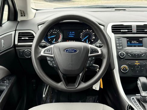 Used 2016 Ford Fusion S FWD image 25