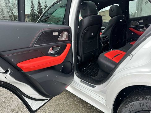 New 2026 Mercedes-Benz GLE 53 AMG 4MATIC Coupe image 15