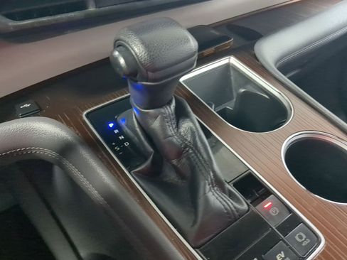 Used 2021 Toyota Sienna LE image 15