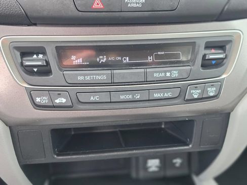 Used 2019 Honda Pilot LX image 10