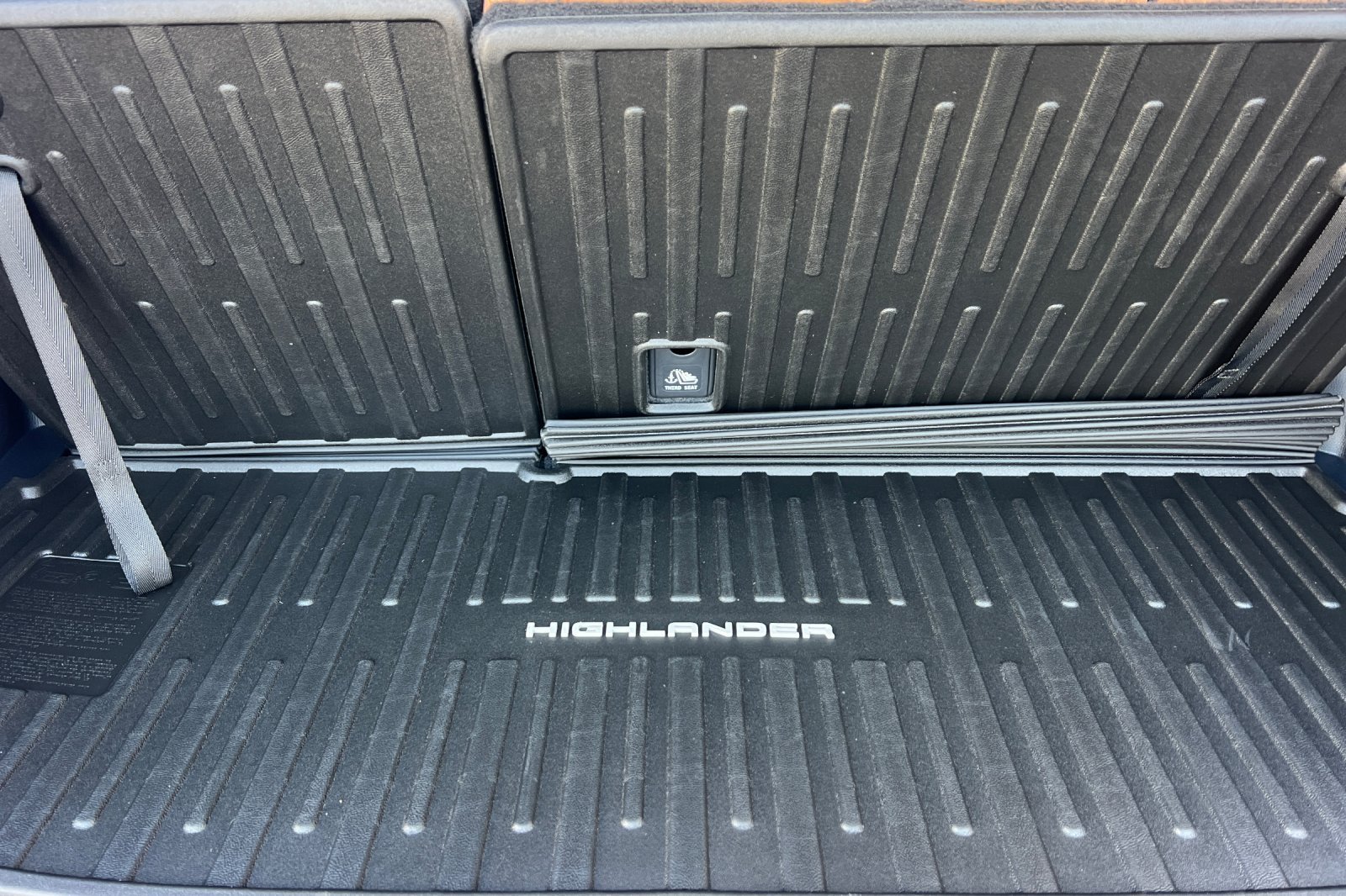 Certified 2026 Toyota Highlander Platinum AWD/4WD image 16
