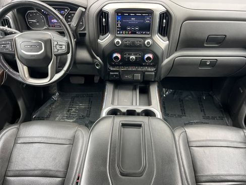 Used 2022 GMC Sierra 1500 Denali w/ Technology Package image 4