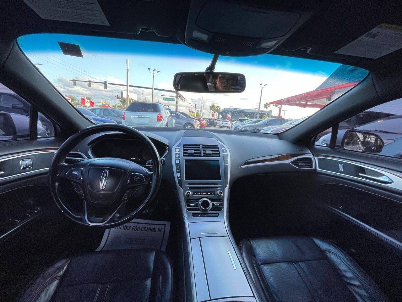 Used 2017 Lincoln MKZ Reserve FWD image 6