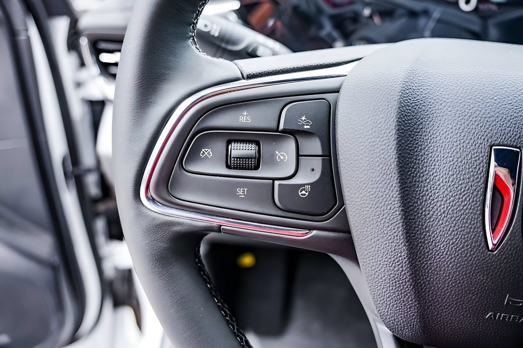 New 2026 Buick Envista Sport Touring w/ Convenience I Package FWD image 15