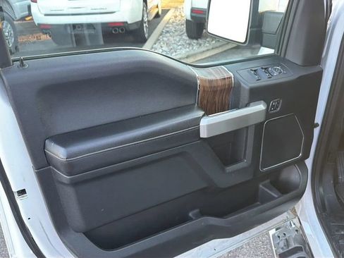 Used 2018 Ford F150 Lariat w/ Equipment Group 501A Mid image 12