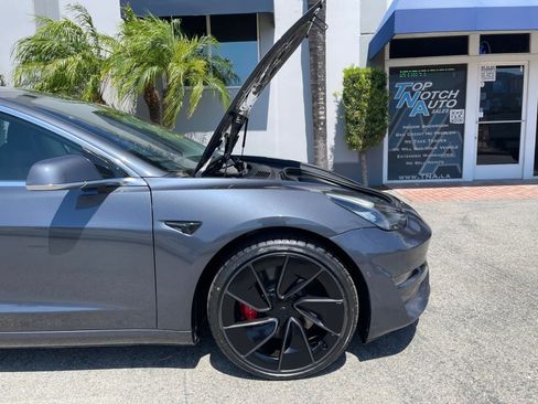 Used 2018 Tesla Model 3 Performance AWD/4WD image 29