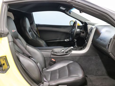 Used 2007 Chevrolet Corvette Z06 w/ Preferred Equipment Group RWD image 13