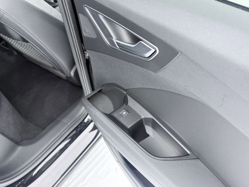 Used 2023 Audi Q4 e-tron Premium Plus w/ Premium Plus image 48