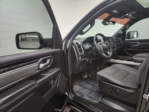 Used 2019 RAM 1500 Big Horn AWD/4WD image 11