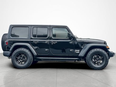 Used 2019 Jeep Wrangler Unlimited Sport S AWD/4WD image 6