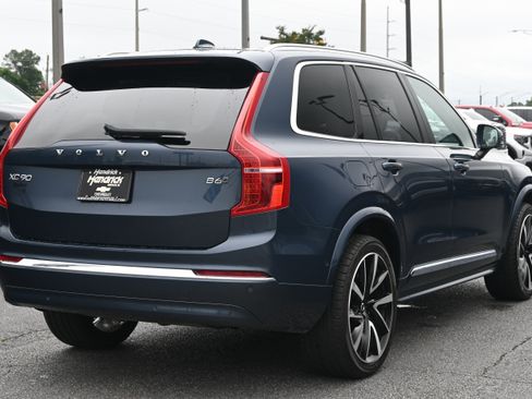 Used 2024 Volvo XC90 B6 Plus AWD/4WD image 10