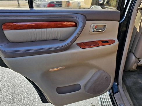 Used 2000 Lexus LX 470 4WD image 25