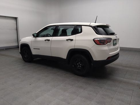 Used 2018 Jeep Compass Sport FWD image 3