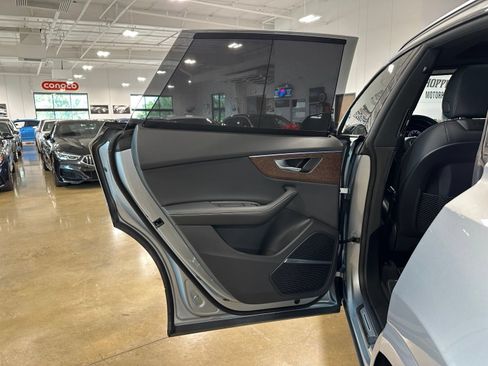 Used 2023 Audi Q8 Premium Plus AWD/4WD image 36